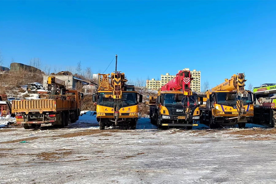 吊車(chē)8-200噸